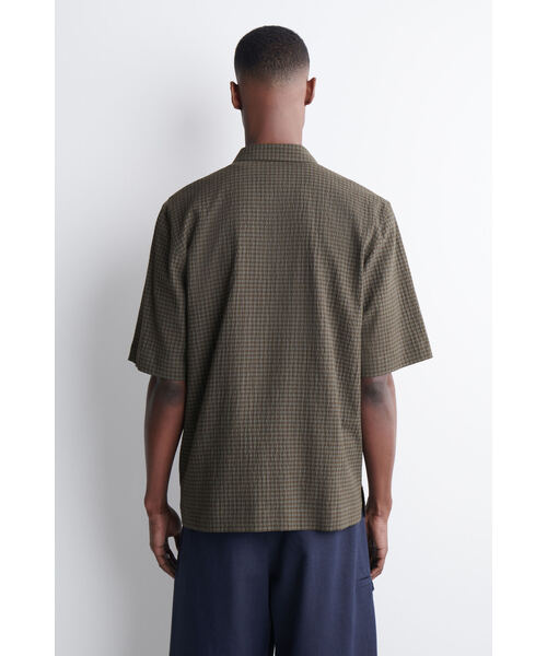 COS（コス）の「シアサッカー　リゾートシャツ（シャツ/ブラウス・メンズ・ブラック/グレー系その他・XL/L/M/S/XS）」の10枚目の写真