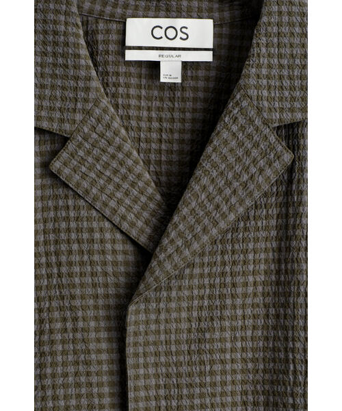 COS（コス）の「シアサッカー　リゾートシャツ（シャツ/ブラウス・メンズ・ブラック/グレー系その他・XL/L/M/S/XS）」の14枚目の写真