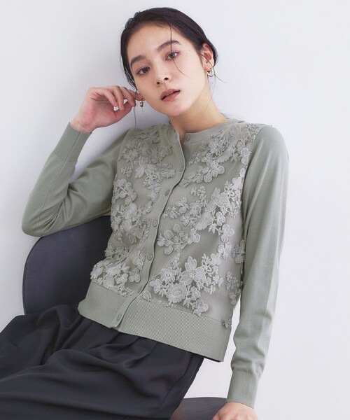 OPAQUE.CLIP(オペークドットクリップ)の「チュールレースニットカーディガン【洗える】(カーディガン/ボレロ・レディース・ネイビー/サックスブルー/グレー・38/40/42)」の1枚目の写真