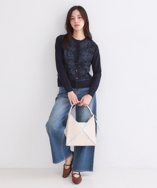 OPAQUE.CLIP(オペークドットクリップ)の「チュールレースニットカーディガン【洗える】(カーディガン/ボレロ・レディース・ネイビー/サックスブルー/グレー・38/40/42)」の13枚目の写真