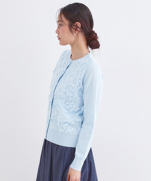 OPAQUE.CLIP(オペークドットクリップ)の「チュールレースニットカーディガン【洗える】(カーディガン/ボレロ・レディース・ネイビー/サックスブルー/グレー・38/40/42)」の17枚目の写真