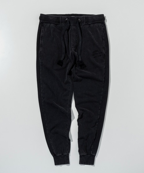 1PIU1UGUALE3  RELAX （ウノピゥウノウグァーレトレ リラックス）の「1PIU1UGUALE3 RELAX(ウノピゥウノウグァーレトレ リラックス)ロゴ刺繍 ピグメントスウェットジョガーパンツ（その他パンツ・メンズ・ホワイト/ブラック/サックスブルー/ピンク・S/M/L/XL/XXL）」の3枚目の写真