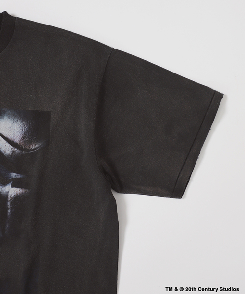 JOURNAL STANDARD relume(ジャーナルスタンダード レリューム)の「ALIEN vs PREDATOR / エイリアン vs プレデター 別注 ムービーTシャツ(Tシャツ/カットソー・メンズ・ブラック/ネイビー/ホワイト・LARGE/MEDIUM)」の13枚目の写真