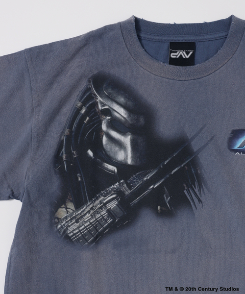 JOURNAL STANDARD relume(ジャーナルスタンダード レリューム)の「ALIEN vs PREDATOR / エイリアン vs プレデター 別注 ムービーTシャツ(Tシャツ/カットソー・メンズ・ブラック/ネイビー/ホワイト・LARGE/MEDIUM)」の20枚目の写真