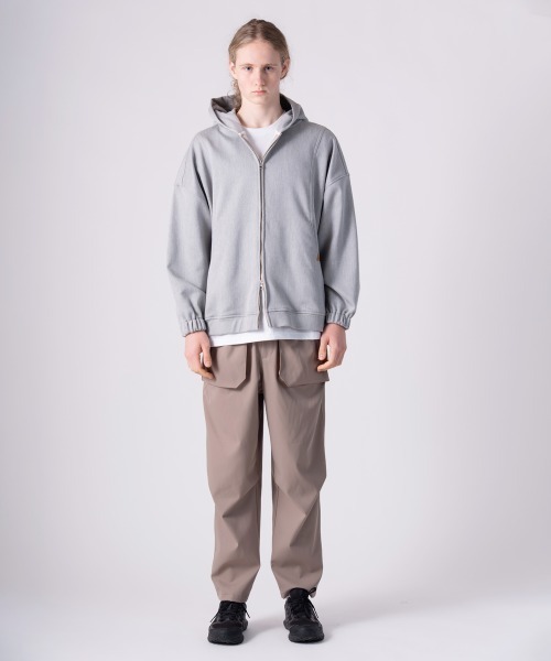 rehacer(レアセル)の「rehacer : Square Pocket Tactical Pants / スクウエアポケット タクティカルパンツ(その他パンツ・メンズ・グレイッシュベージュ/スミクロ・SMALL/MEDIUM/LARGE)」の12枚目の写真