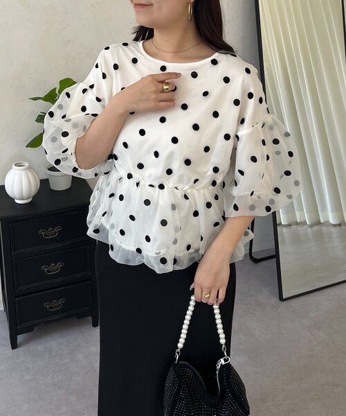 prose verse（プロズヴェール）の「シアードットバルーンペプラムブラウス（シャツ/ブラウス・レディース・ブラック/オフホワイト・MEDIUM/LARGE）」の6枚目の写真