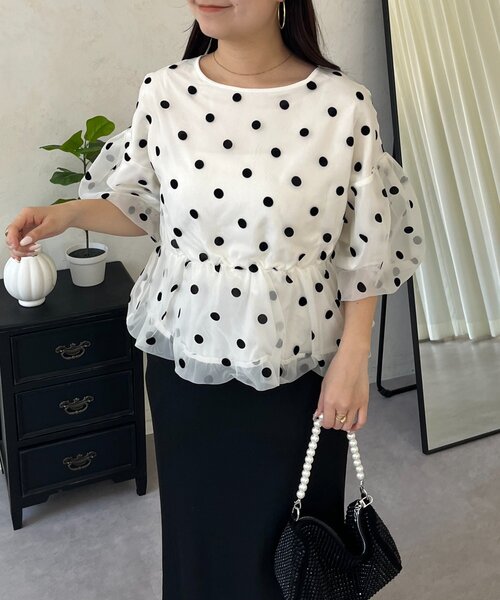 prose verse（プロズヴェール）の「シアードットバルーンペプラムブラウス（シャツ/ブラウス・レディース・ブラック/オフホワイト・MEDIUM/LARGE）」の7枚目の写真