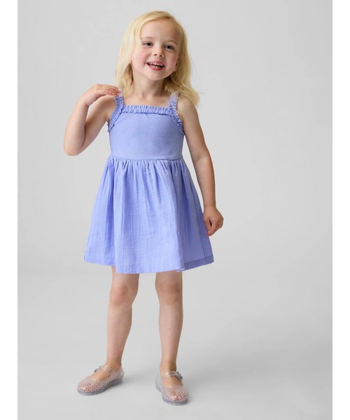 GAP(ギャップ)の「ミックスメディア エプロンワンピース (幼児・ベビー)(ワンピース・キッズ・ブルー/ピンク/イエロー/ブルー系その他・70cm/80cm/90cm/95cm/100cm/105cm/110cm)」の2枚目の写真