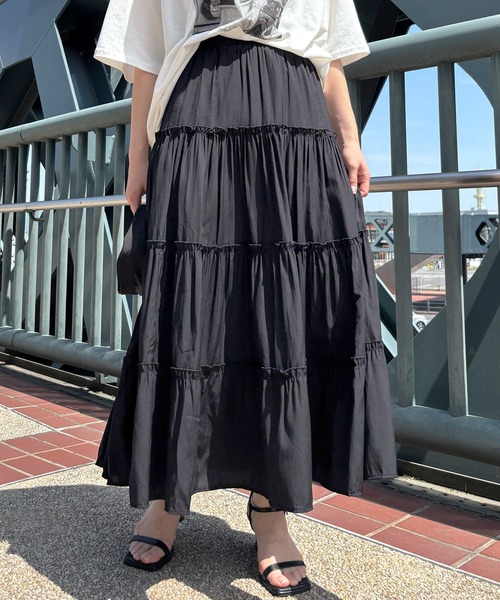 ISOOK（アイスー）の「【ISOOK / アイスー】ティアードロングスカート / マキシスカート ティアードスカート 無地 ウエストゴム ZOZOTOWN限定（スカート・レディース・ブラック/ホワイト・FREE）」の19枚目の写真