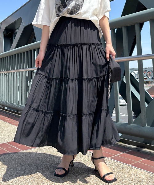 ISOOK（アイスー）の「【ISOOK / アイスー】ティアードロングスカート / マキシスカート ティアードスカート 無地 ウエストゴム ZOZOTOWN限定（スカート・レディース・ブラック/ホワイト・FREE）」の20枚目の写真