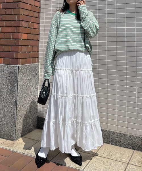 ISOOK（アイスー）の「【ISOOK / アイスー】ティアードロングスカート / マキシスカート ティアードスカート 無地 ウエストゴム ZOZOTOWN限定（スカート・レディース・ブラック/ホワイト・FREE）」の11枚目の写真