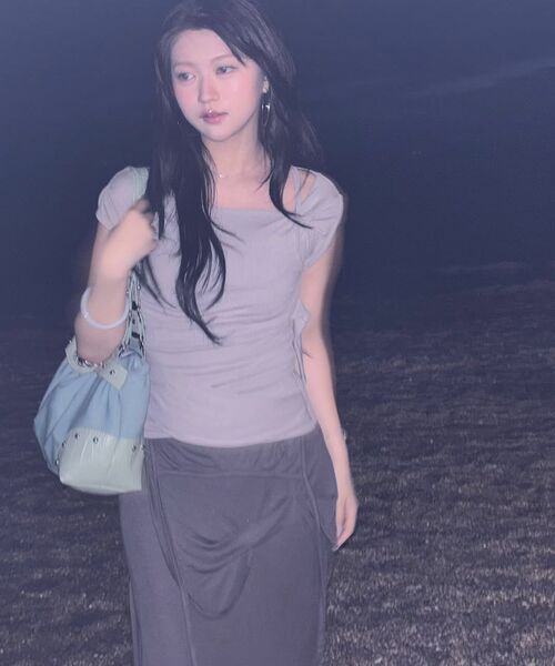 FLAREUP(フレアアップ)の「Layered Bustier T-Shirt (FL-108_Gray)(Tシャツ/カットソー・レディース・ライトグレー・OS)」の10枚目の写真