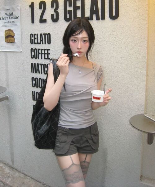 FLAREUP(フレアアップ)の「Layered Bustier T-Shirt (FL-108_Gray)(Tシャツ/カットソー・レディース・ライトグレー・OS)」の20枚目の写真