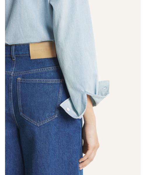 Maison Kitsune（メゾンキツネ）の「WIDE LEG JEANS（デニムパンツ・レディース・ブルー系その他・30/27/26/25/24）」の7枚目の写真