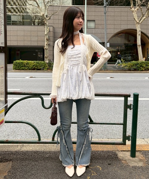 continuer de NICE CLAUP(コンティニューデナイスクラップ)の「【-3キロ見え美シルエット】フリンジ切替えリボンフレアデニム(デニムパンツ・レディース・ブラック系その他/ブルー系その他・MEDIUM/SMALL)」の14枚目の写真