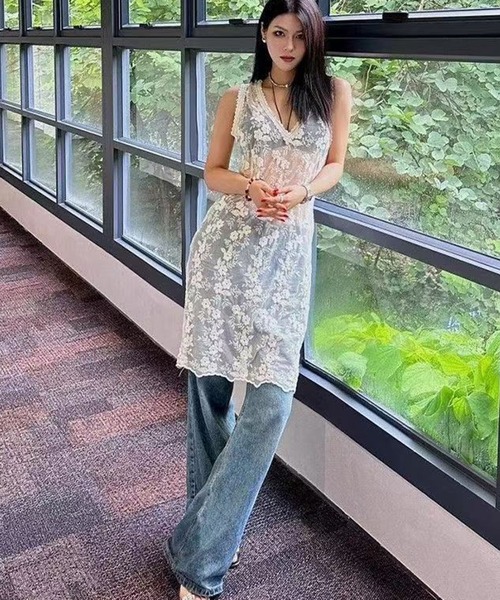 AsheKsha(アシクシャ)の「Vネックノースリーブロングチュニック(その他トップス・レディース・ホワイト・M)」の12枚目の写真