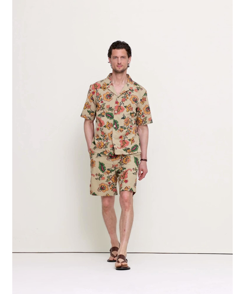 Banana Republic(バナナリパブリック)の「リラックスフィット コットンポプリン リゾートシャツ(シャツ/ブラウス・メンズ・ナチュラル/ブラウン・XL/L/M/S)」の5枚目の写真
