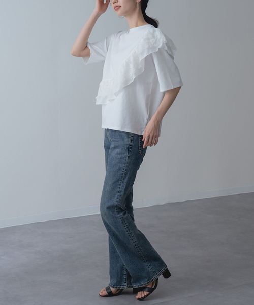 ANNA LUNA(アンナルナ)の「【ANNA LUNA】ラッフル デザイン が映える 5分袖 プルオーバー(Tシャツ/カットソー・レディース・ブラック/オフホワイト・MEDIUM)」の9枚目の写真
