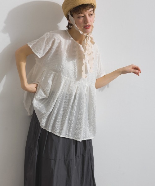 Fizz(フィズ)の「綿サッカー ピンタックフレンチスリーブトップス(Tシャツ/カットソー・レディース・ホワイト/ブラック/ダークブルー・M)」の8枚目の写真