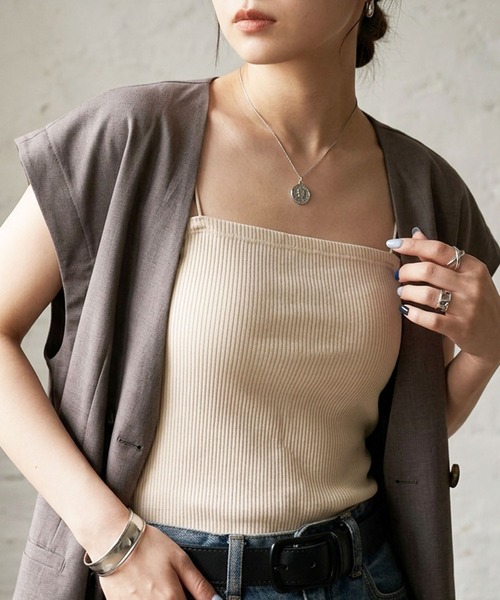 styiro(スタイロ)の「華奢ストラップカップ付きリブキャミソールブラトップ チューブトップ(キャミソール・レディース・ブラック/ホワイト/ベージュ/ベージュ系その他・M/FREE)」の3枚目の写真