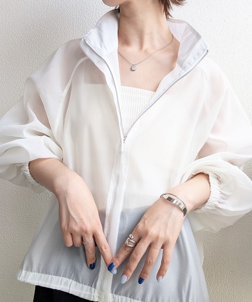 styiro(スタイロ)の「華奢ストラップカップ付きリブキャミソールブラトップ チューブトップ(キャミソール・レディース・ブラック/ホワイト/ベージュ/ベージュ系その他・M/FREE)」の7枚目の写真