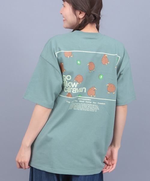 チチカカ（チチカカ）の「go slow caravan ＵＳＡコットンスクエアロゴＴシャツ（Tシャツ/カットソー・レディース・ネイビー/アイボリー/イエロー/グリーン・LARGE/MEDIUM）」の3枚目の写真