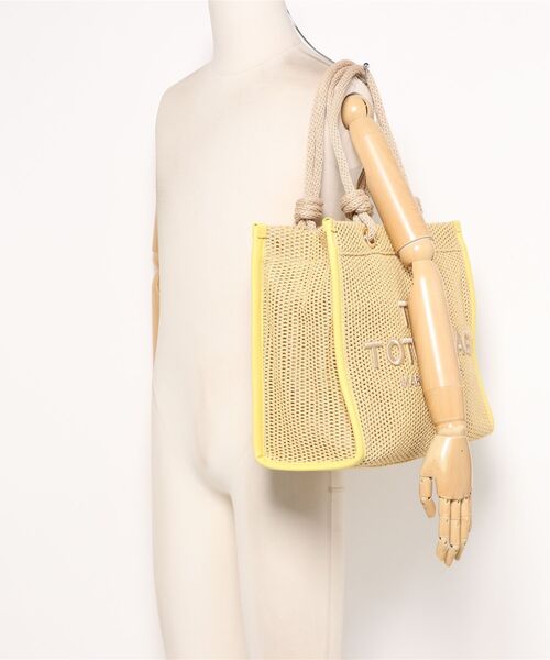MARC JACOBS(マークジェイコブス)の「【NEW】THE WOVEN ROPE LARGE TOTE BAG/ザ ウーブン ロープ ラージ トート バッグ(かごバッグ・レディース・ナチュラル・ONE SIZE)」の11枚目の写真