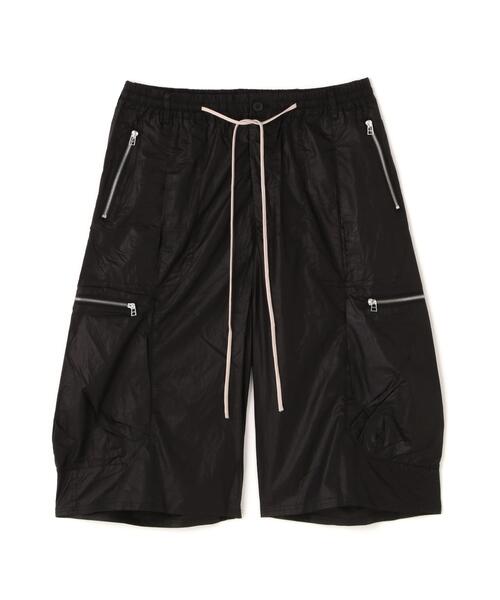 DANKE SCHON(ダンケシェーン)の「DankeSchon/ダンケシェーン/PAPER COATED CARGO SHORTS(カーゴパンツ・レディース・ブラック系その他・L/M)」の1枚目の写真