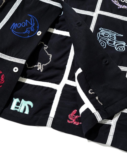 Universal Style Wear(ユニバーサルスタイルウェア)の「Universal Style Wear/ユニバーサルスタイルウェア Patchwork embroidery shirt(シャツ/ブラウス・メンズ・ブラック・MEDIUM/LARGE)」の5枚目の写真