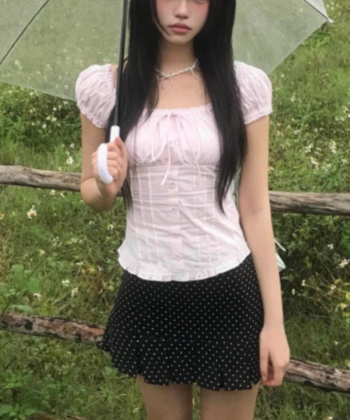 LUCPY(ラクピー)の「シャーリングペプラム パフスリーブブラウス(シャツ/ブラウス・レディース・ホワイト・X-LARGE/LARGE/MEDIUM/SMALL)」の7枚目の写真