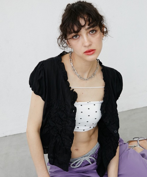 uyu.(ウユ)の「Shirring Sheer Short Sleeve Blouse/シャーリングシアーブラウス(シャツ/ブラウス・レディース・ホワイト/ブラック・FREE)」の17枚目の写真