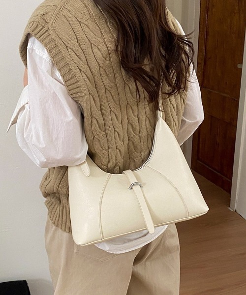yuue' ( wear )（ユーイ）の「2WAYホーボーショルダーバッグ（ショルダーバッグ・レディース・アイボリー/ブラック/ダークブラウン・FREE）」の6枚目の写真