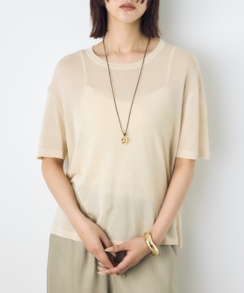 AZUL by moussy(アズールバイマウジー)の「【身長/骨格別着用画像あり】シアールーズ半袖ニット 春服 夏服 秋服 サマーニットトップス メッシュニット(ニット/セーター・レディース・ブラック/オレンジ/ブルー/グレイッシュベージュ・FREE)」の3枚目の写真