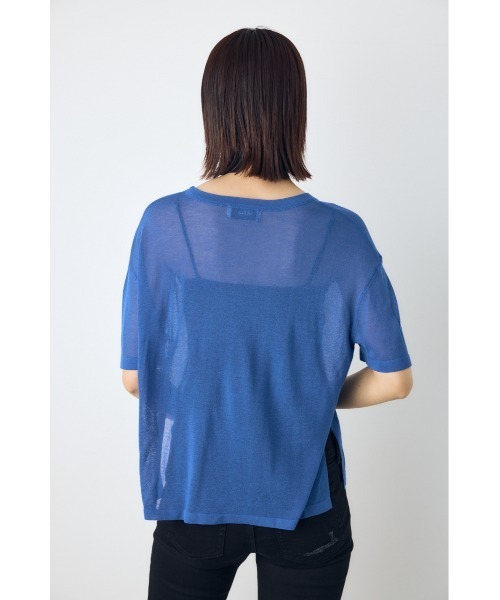 AZUL by moussy(アズールバイマウジー)の「【身長/骨格別着用画像あり】シアールーズ半袖ニット 春服 夏服 秋服 サマーニットトップス メッシュニット(ニット/セーター・レディース・ブラック/オレンジ/ブルー/グレイッシュベージュ・FREE)」の5枚目の写真