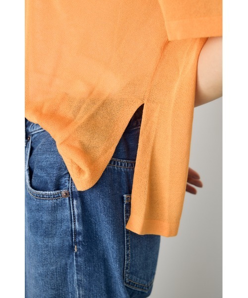 AZUL by moussy(アズールバイマウジー)の「【身長/骨格別着用画像あり】シアールーズ半袖ニット 春服 夏服 秋服 サマーニットトップス メッシュニット(ニット/セーター・レディース・ブラック/オレンジ/ブルー/グレイッシュベージュ・FREE)」の19枚目の写真