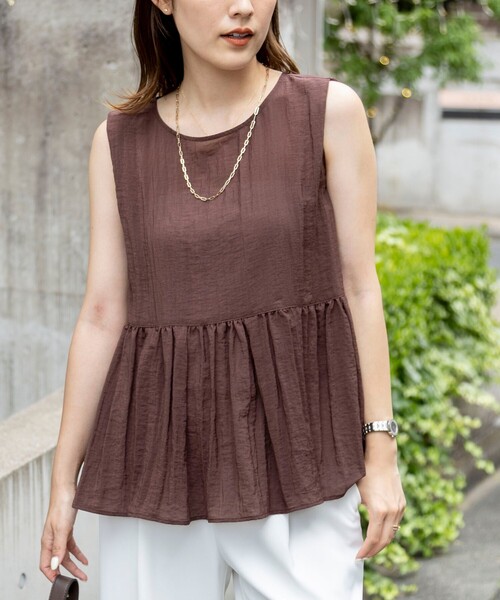 NOLLEY’S（ノーリーズ）の「《接触冷感》【BECシリーズ】ウォッシャブルシアーノースリーブペプラムブラウス（シャツ/ブラウス・レディース・チャコールグレー/ブラウン/イエロー・38）」の7枚目の写真