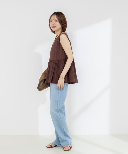 NOLLEY’S（ノーリーズ）の「《接触冷感》【BECシリーズ】ウォッシャブルシアーノースリーブペプラムブラウス（シャツ/ブラウス・レディース・チャコールグレー/ブラウン/イエロー・38）」の9枚目の写真