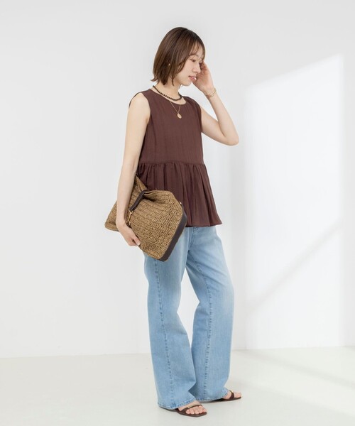 NOLLEY’S（ノーリーズ）の「《接触冷感》【BECシリーズ】ウォッシャブルシアーノースリーブペプラムブラウス（シャツ/ブラウス・レディース・チャコールグレー/ブラウン/イエロー・38）」の12枚目の写真