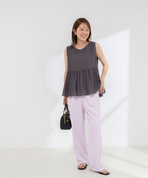 NOLLEY’S（ノーリーズ）の「《接触冷感》【BECシリーズ】ウォッシャブルシアーノースリーブペプラムブラウス（シャツ/ブラウス・レディース・チャコールグレー/ブラウン/イエロー・38）」の18枚目の写真