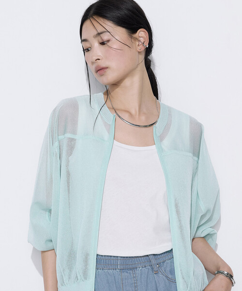 K.T KIYOKO TAKASE(キヨコタカセ)の「天竺編み シアージップアップニット(カーディガン/ボレロ・レディース・ネイビー/ミント・FREE)」の2枚目の写真