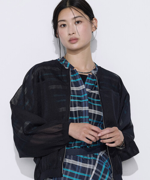 K.T KIYOKO TAKASE(キヨコタカセ)の「天竺編み シアージップアップニット(カーディガン/ボレロ・レディース・ネイビー/ミント・FREE)」の7枚目の写真