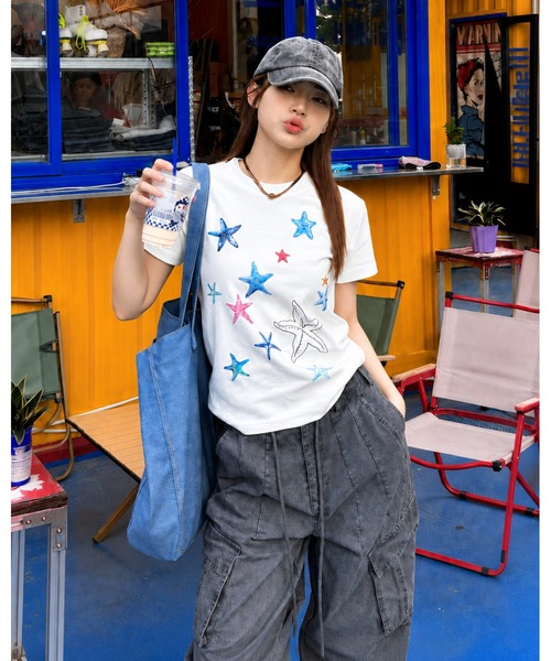 inst.ALL(インストール)の「オーシャンポップグラフィックTシャツ(Tシャツ/カットソー・レディース・ホワイト/ネイビー・M)」の4枚目の写真
