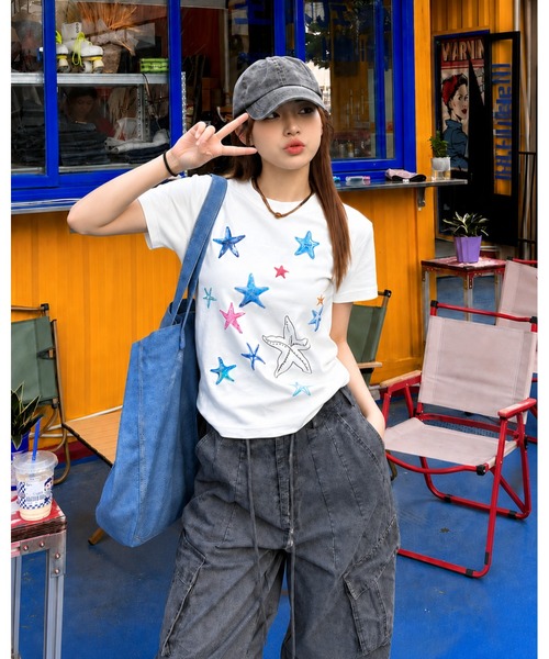inst.ALL(インストール)の「オーシャンポップグラフィックTシャツ(Tシャツ/カットソー・レディース・ホワイト/ネイビー・M)」の5枚目の写真