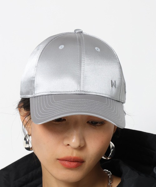 NEW ERA(ニューエラ)の「【HEREIAM】別注 NEW ERA(ニューエラ)/9FORTY SATIN(キャップ・レディース・ブラック/グレー系・MEDIUM)」の15枚目の写真