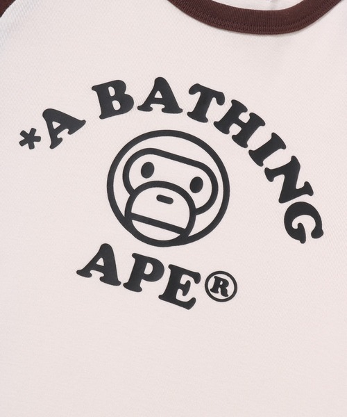 A BATHING APE（アベイシングエイプ）の「BABY MILO RAGLAN CROPPED LS TEE（Tシャツ/カットソー・レディース・ブラウン/ネイビー・SMALL/MEDIUM/LARGE）」の5枚目の写真