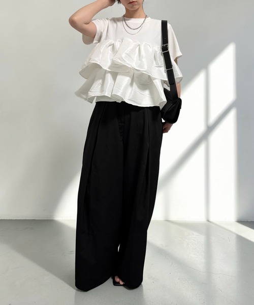 THE SOIS（ソア）の「シャイニーフリルTシャツ（Tシャツ/カットソー・レディース・ブラウン/ブラック/オフホワイト・FREE）」の7枚目の写真