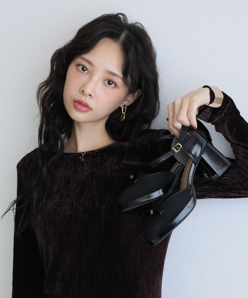 VIVIAN(ヴィヴィアン)の「リボン厚底プラットフォームセパレートサンダル ZOZOTOWN+オフィシャルサイト限定商品(パンプス・レディース・ブラック/ダークブラウン・S/M/L/LL)」の9枚目の写真