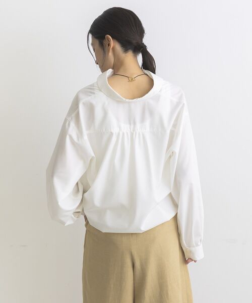 GARAGE OF GOOD CLOTHING(ガレージオブグッドクロージング)の「裾ドロストロングスリーブスクエアシャツ(シャツ/ブラウス・レディース・ベージュ/オフホワイト・FREE)」の8枚目の写真