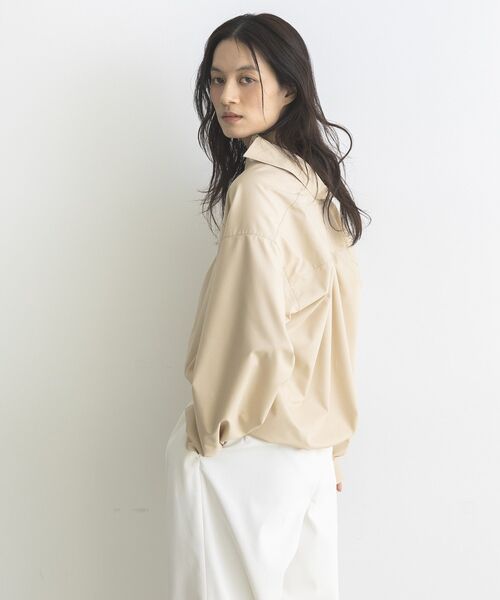 GARAGE OF GOOD CLOTHING(ガレージオブグッドクロージング)の「裾ドロストロングスリーブスクエアシャツ(シャツ/ブラウス・レディース・ベージュ/オフホワイト・FREE)」の15枚目の写真