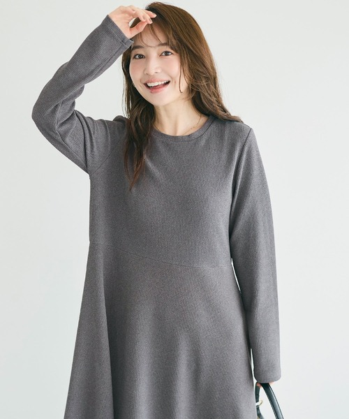coca(coca)(コカ)の「エンボス切替ワンピース(ワンピース・レディース・グレー/ブラック・L/M/S)」の5枚目の写真